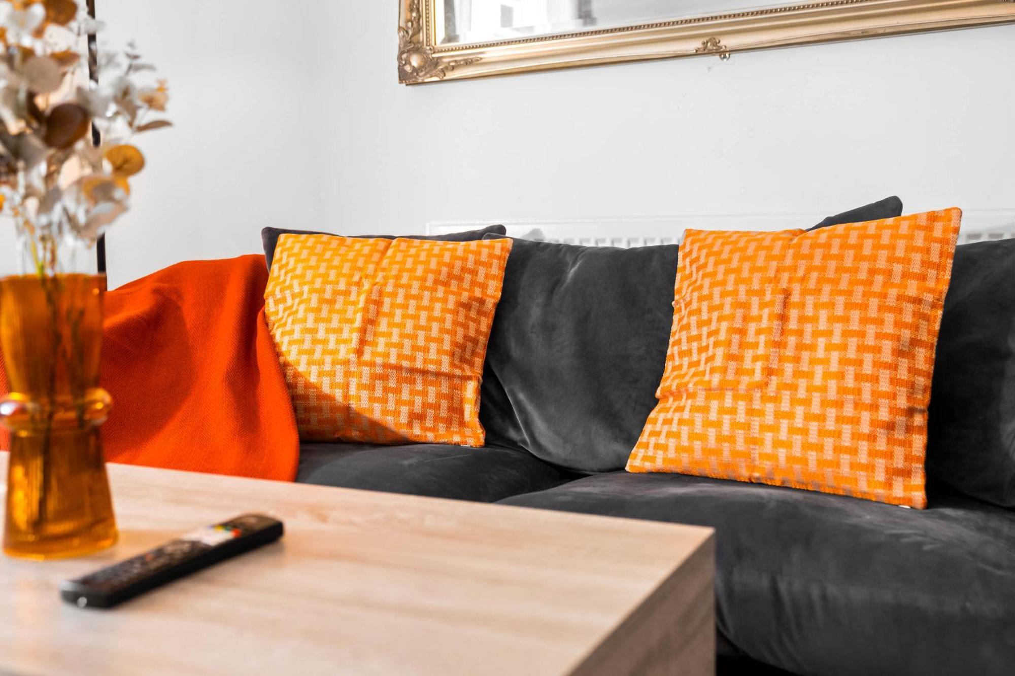 Luxury Apartment - Wolverhampton - Netflix - Smart Tv - Fast Wifi - 7Apc 外观 照片