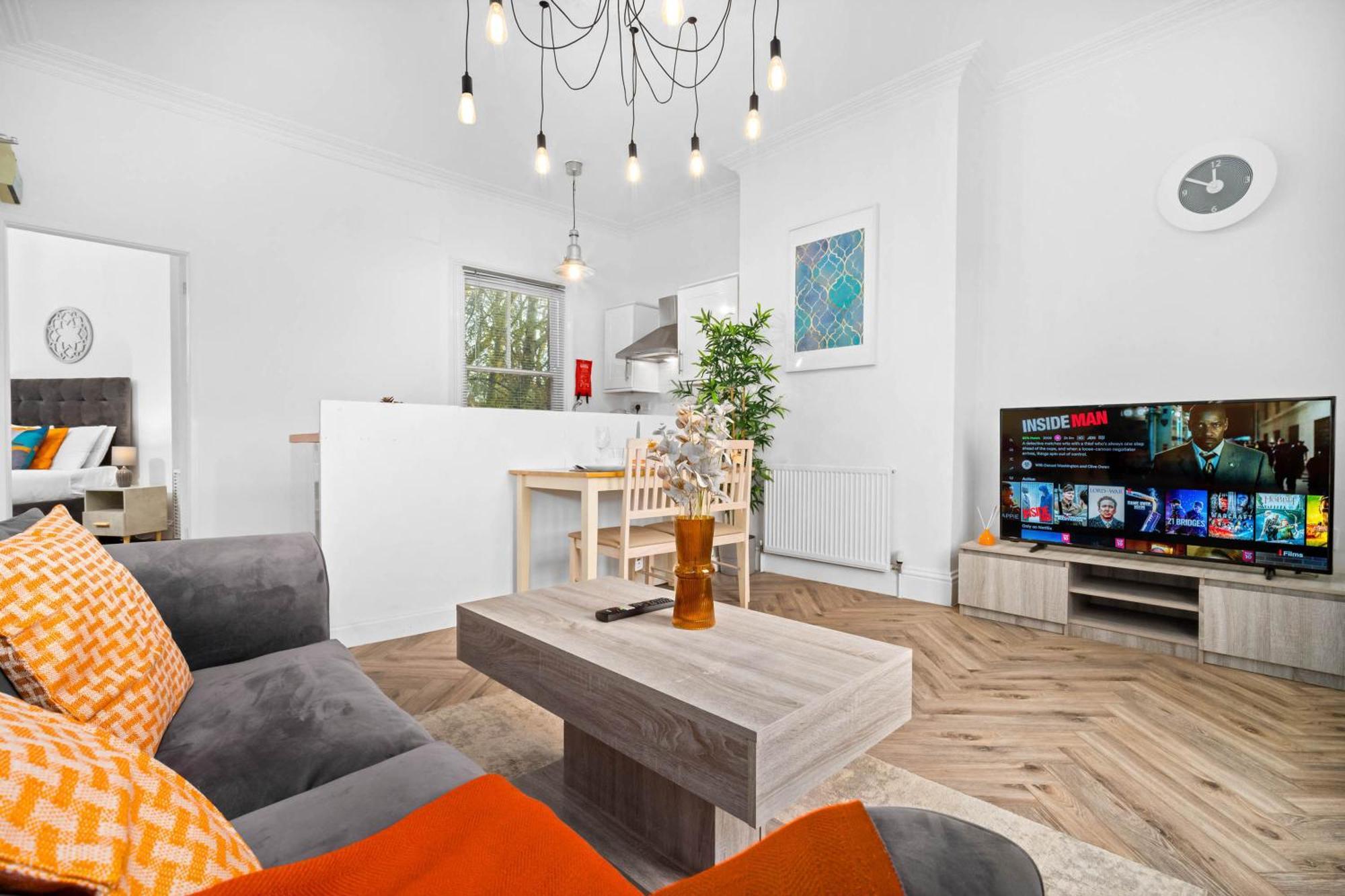 Luxury Apartment - Wolverhampton - Netflix - Smart Tv - Fast Wifi - 7Apc 外观 照片